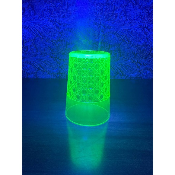 Vintage Cane Vaseline 4” glass tumbler by McKee - Picture 2 of 10